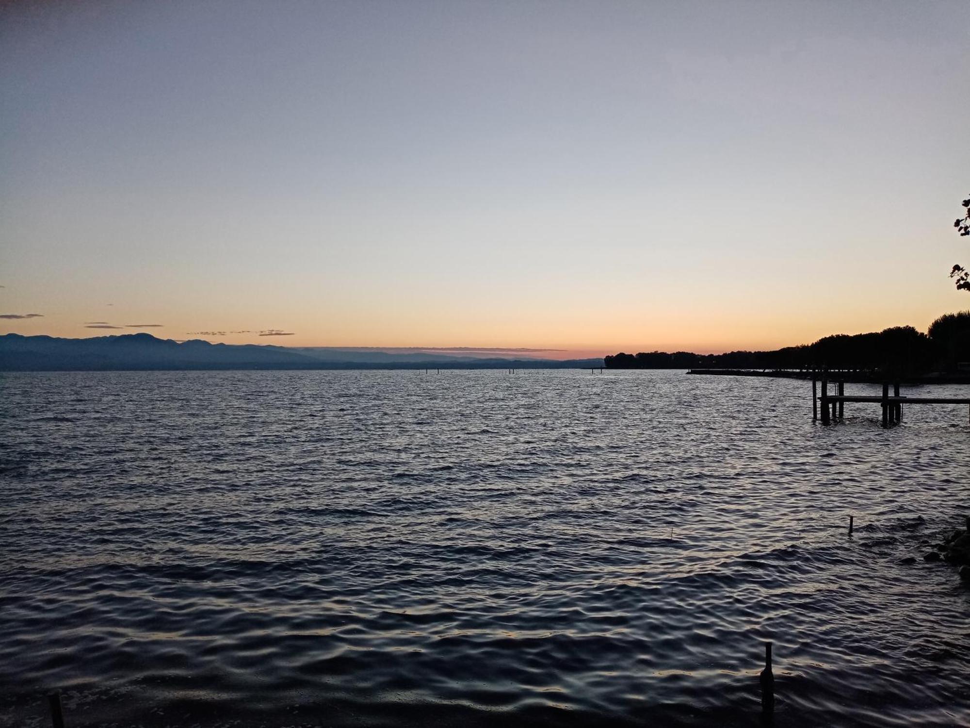 Casa Lugana 15 - Monolocale Con Piscina Fronte Lago Sirmione Buitenkant foto