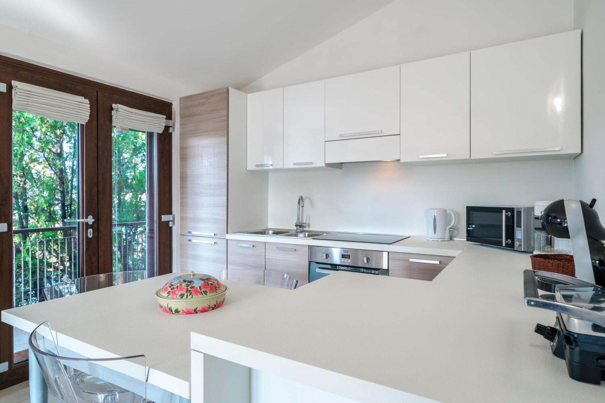 Casa Lugana 15 - Monolocale Con Piscina Fronte Lago Sirmione Buitenkant foto